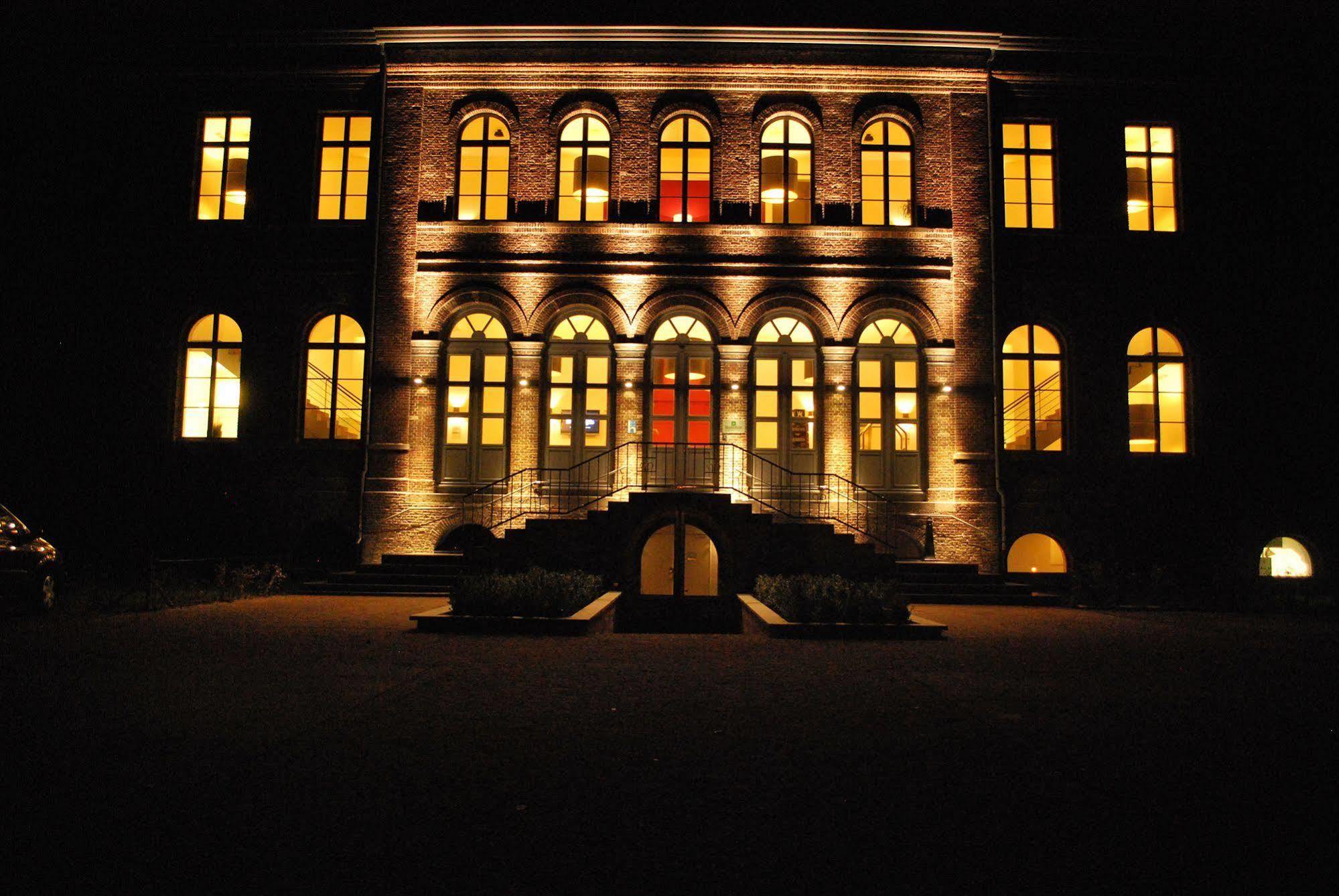 Het Godshuis Hotel Sint-Laureins Exterior photo
